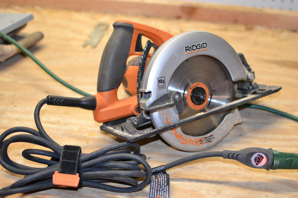 Ridgid Fuego R3202 is packed with features