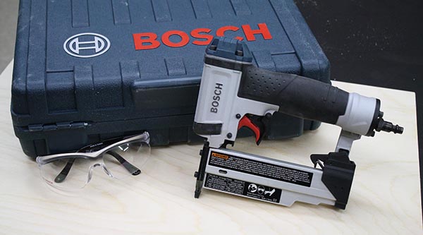 Bosch FNS138-23 Pin Nailer Kit