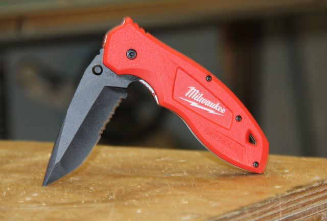 Milwaukee Fastback Serrated Spring Assisted Knife