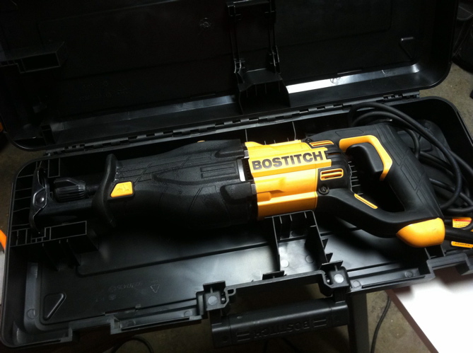 Bostitch 8.5 Amp Orbital Reciprocating Saw Kit Review 11
