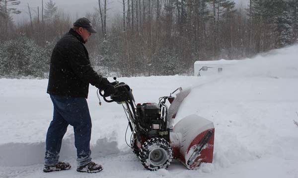 DEWALT Heated Jacket Snowblowing