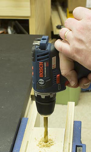 Bosch PS32 Drill Driver Drilling Wood