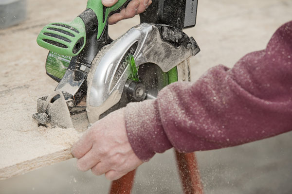 Hitachi_C18DL_08 Circular Saw