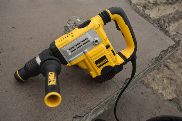 Black & Decker - Macho II - Rotary Hammer - Equipment Rental