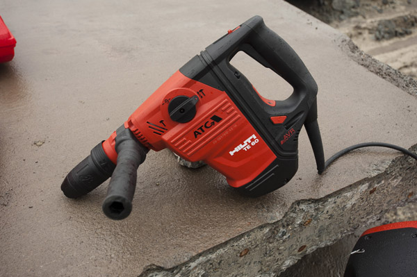 SDS Rotary Hammer Drill Head to Head 29