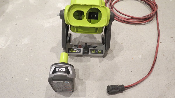 Ryobi 18 Volt ONE Hybrid 20 Watts LED Work Light Tool Only Indoor Electric 
