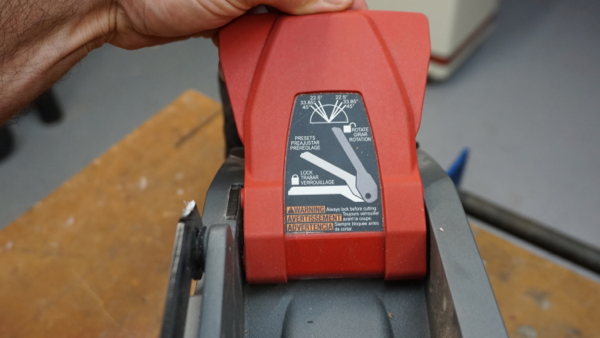 Milwaukee M18 Fuel Dual Bevel Sliding Compound Miter Saw