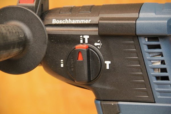 Bosch 1 Inch SDS-plus Bulldog Rotary Hammer