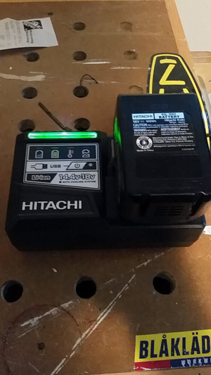 Hitachi 18V Compact Bandsaw -8