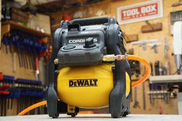 DeWalt FlexVolt Compressor Review - Set Your Pneumatic Nailer Free