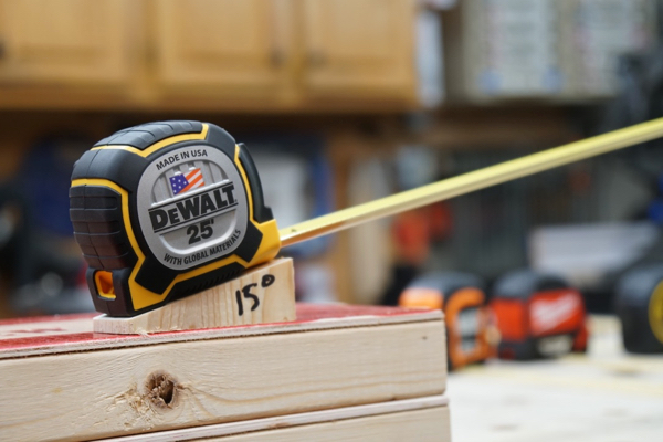 Best Tape Measure Keychain Showdown: Milwaukee vs. Stanley Fatmax