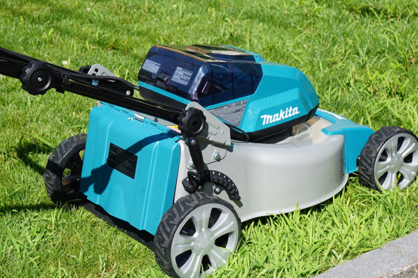 Best Lawn Mowers for Small Yards