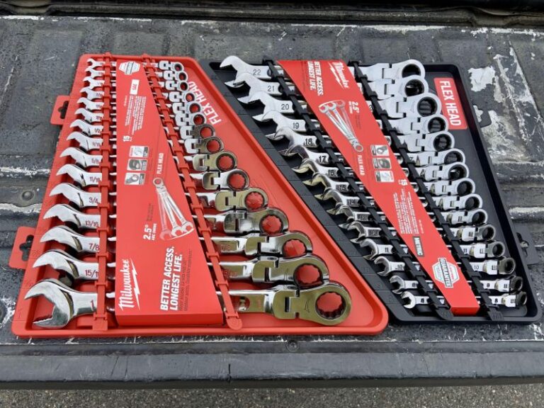 Milwaukee FlexHead Ratcheting Combination Wrench Set Tool Box Buzz